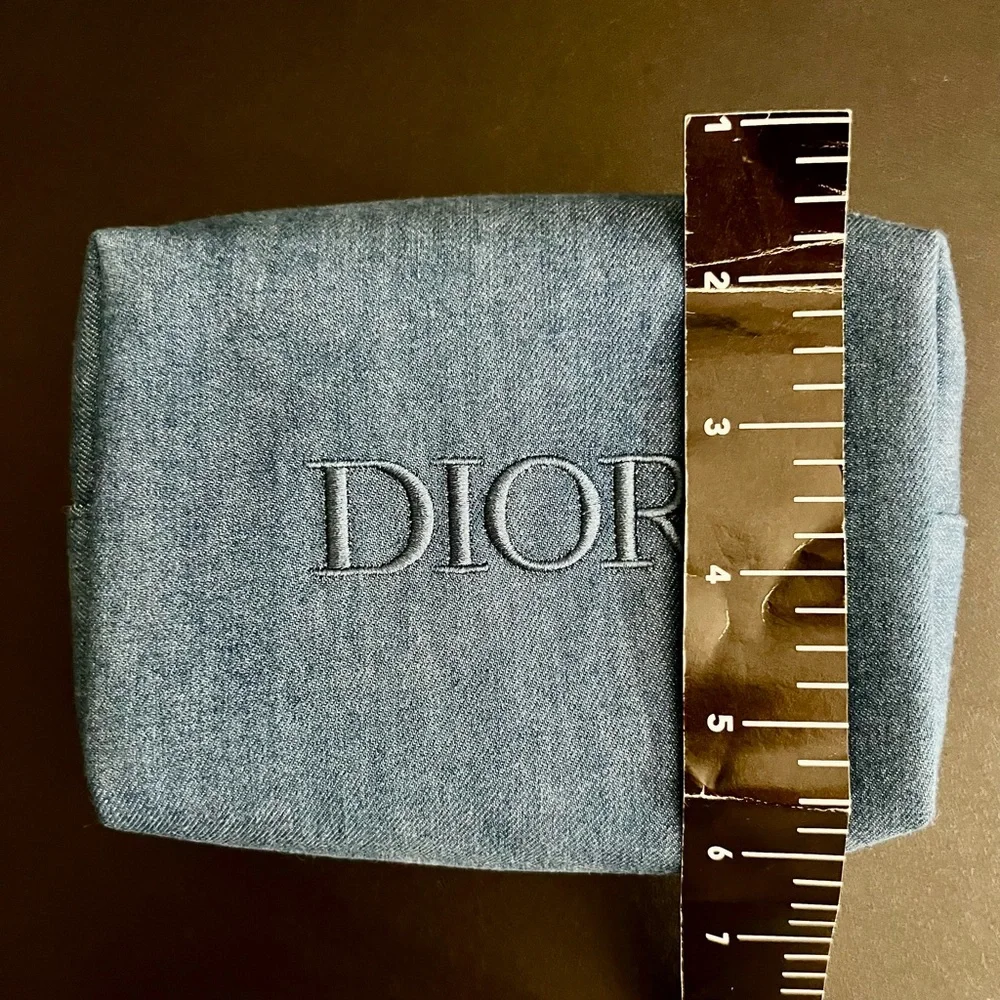 DIOR Beauty Limited Edition Blue Denim Pouch - Picture 10 of 10